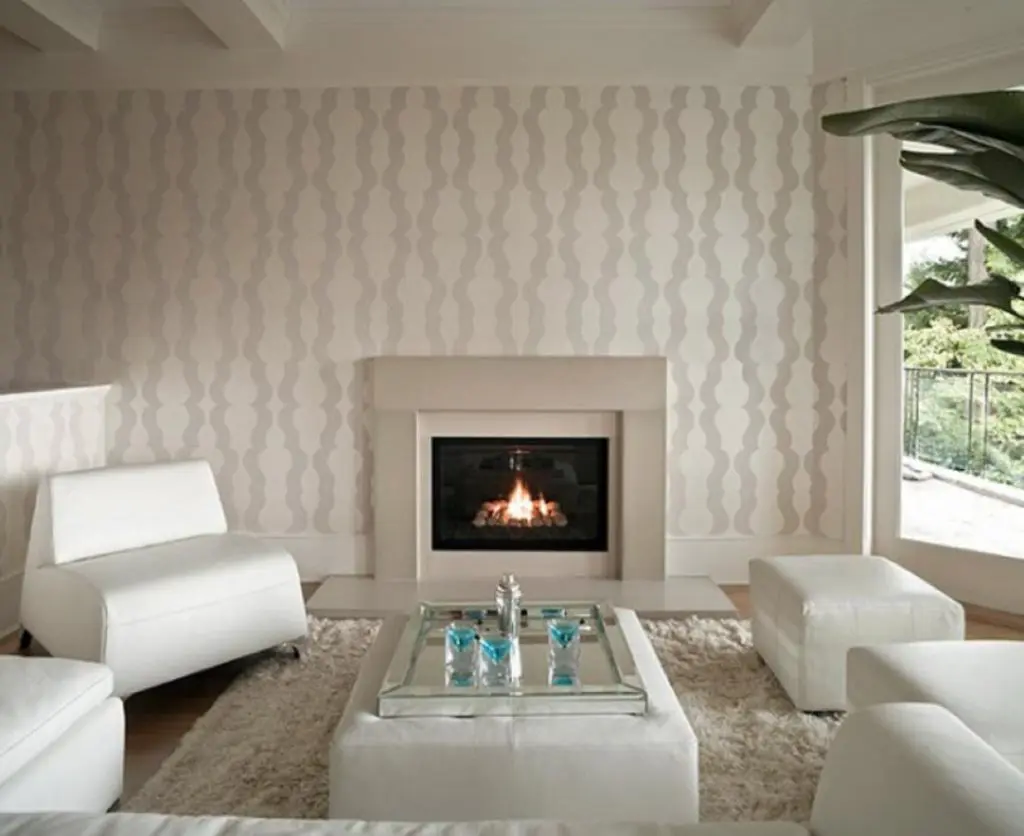 Furniture with Lesser Horizontal Members