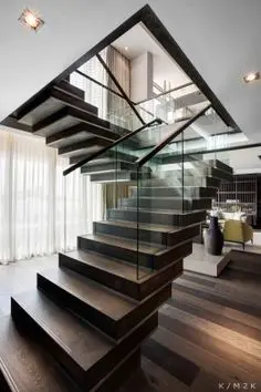 Dog Legged Staircase-1