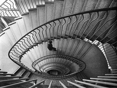 Open Well Elliptical Stair case