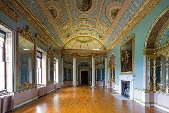 Arch shaped roof with paintings to give a vintage look