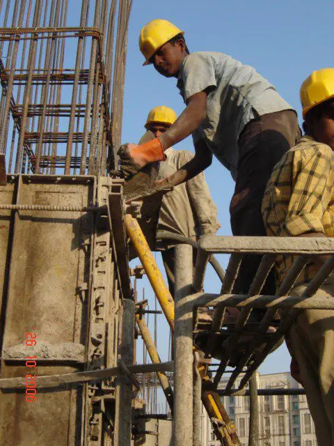 Pouring of Concrete into coloumns