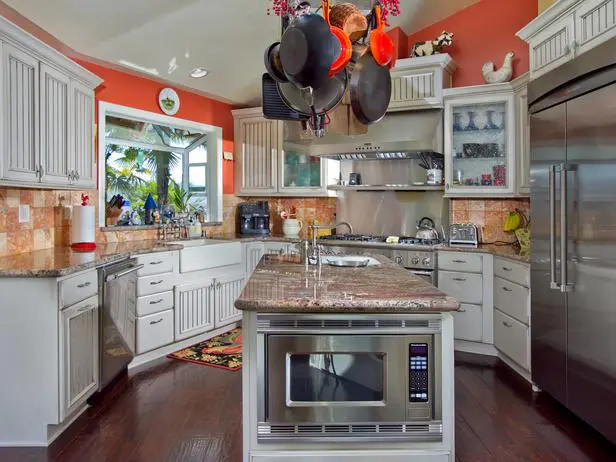 Island Kitchen Layout
