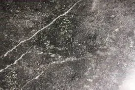 Avoid Marble with Cracks