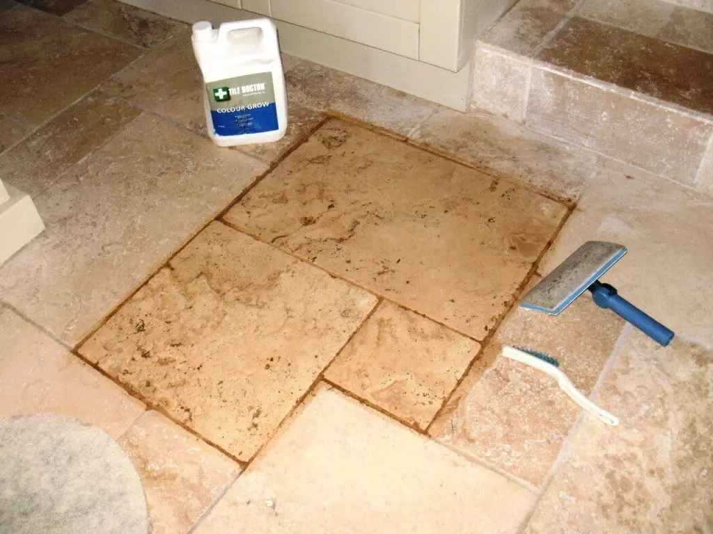 Sealing the marble to save its finished look