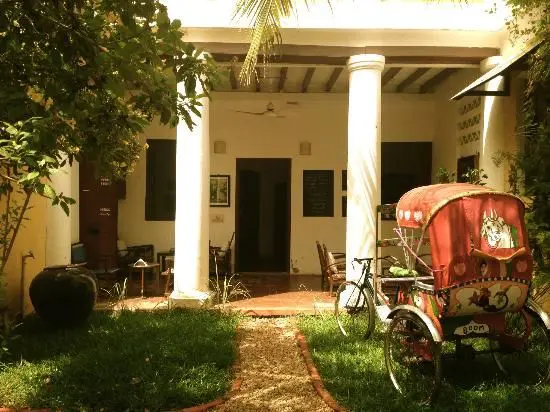 Colours used in Pondicherry Houses