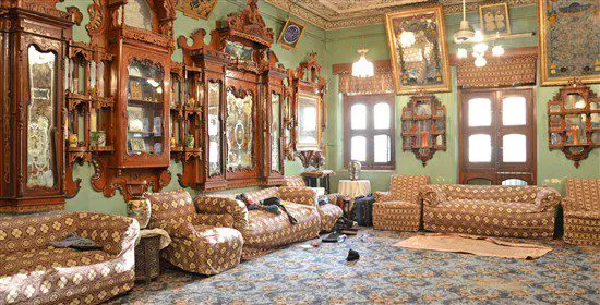 Gujarat Styled Sofa and Living Room Design
