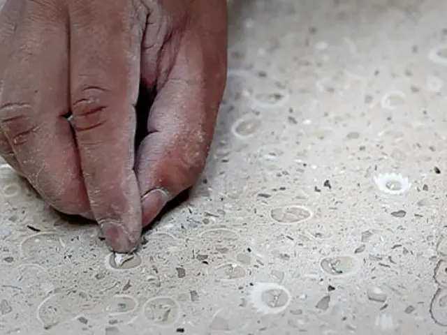 Polyacrylate Terrazzo recycled glass