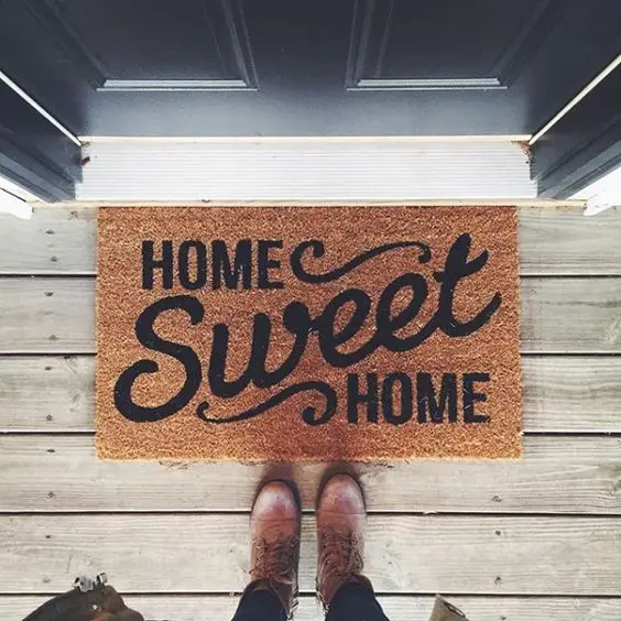 Use Floor mats to clean shoes