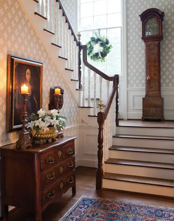 Vertical tower clock design idea to improve stair case deisgn