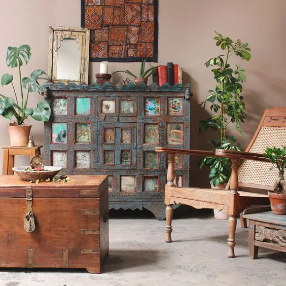 Vintage living room decor