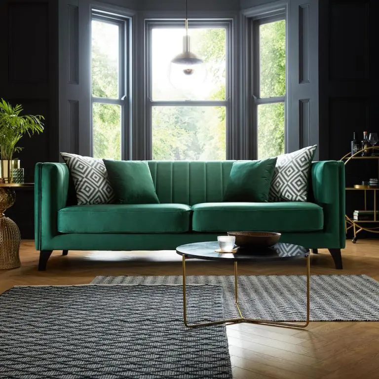Patterns on Cushions and carpet