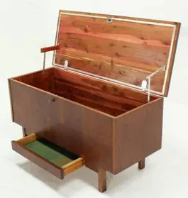 Cedar wood chest box