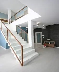 Toughened glass handrail with brass support
