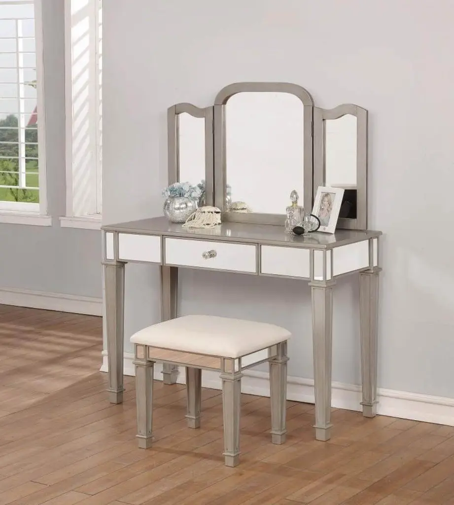 Vanity Table