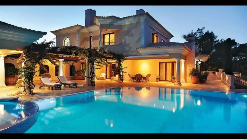 Persian styled weekend house with swimming pool