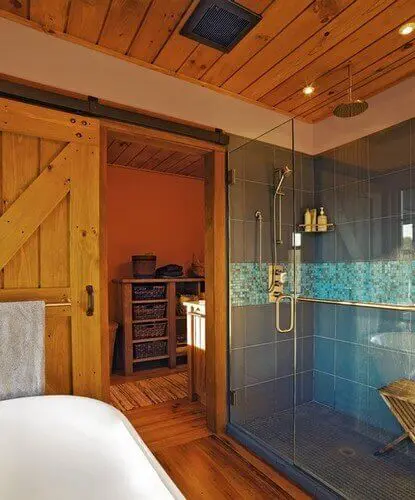 Interior sliding door without any step or level on entry