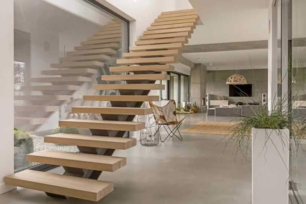 Mono stinger staircase with wooden finished threads