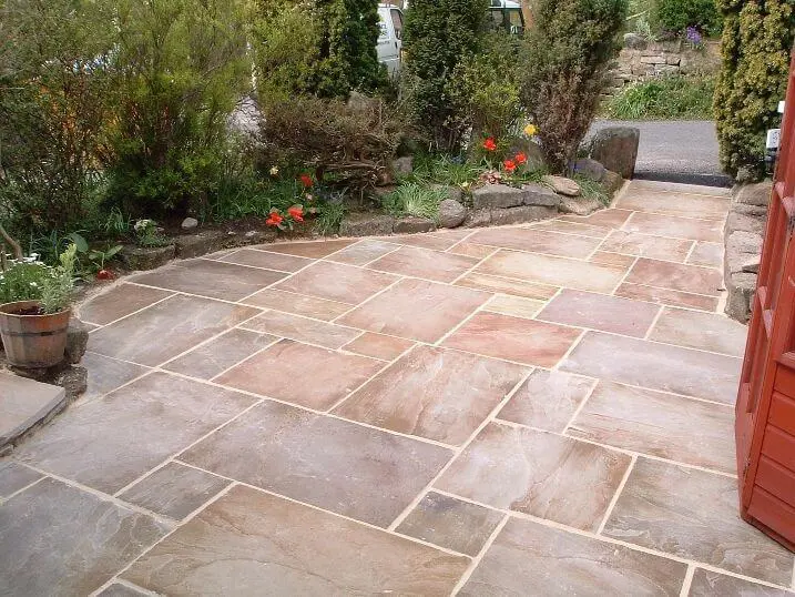 Sandstone flooring in entrance area of a building