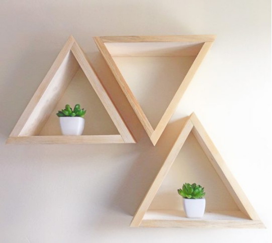3 Triangular Shelves