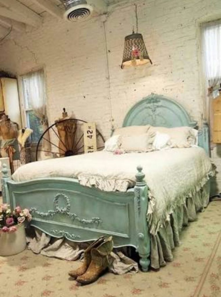 Shabby Chic styled bedroom design