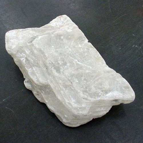 Gypsum crystalline form