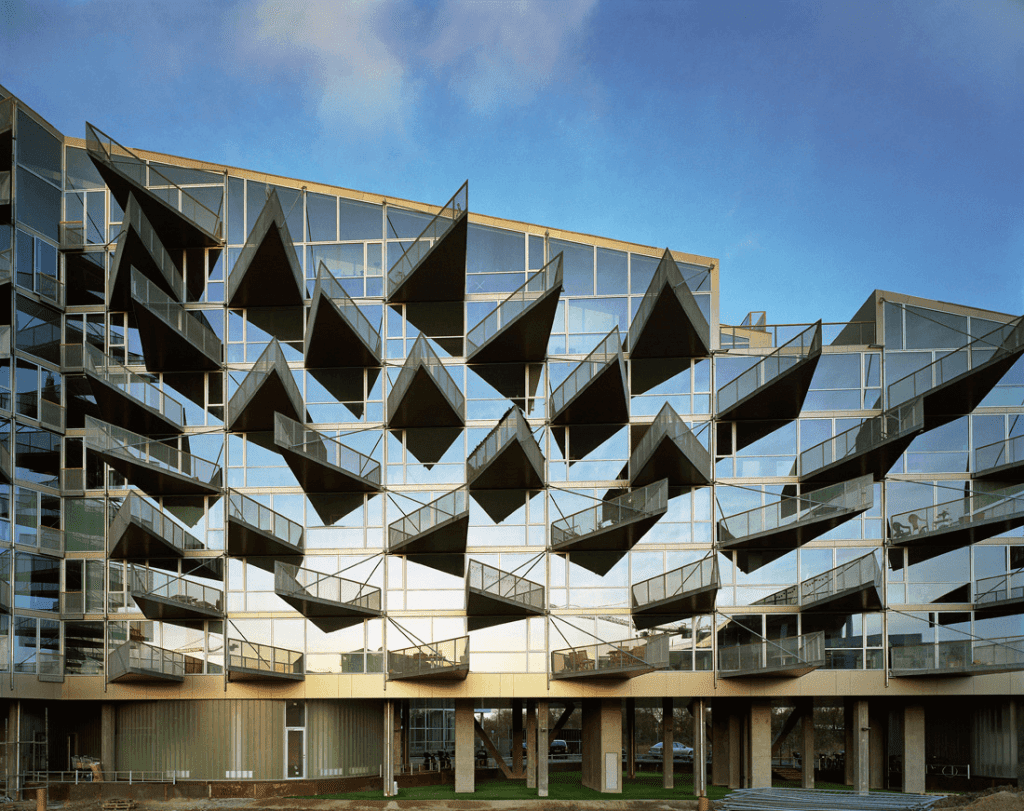Pointed Cantilever balcony projections of a high rise building