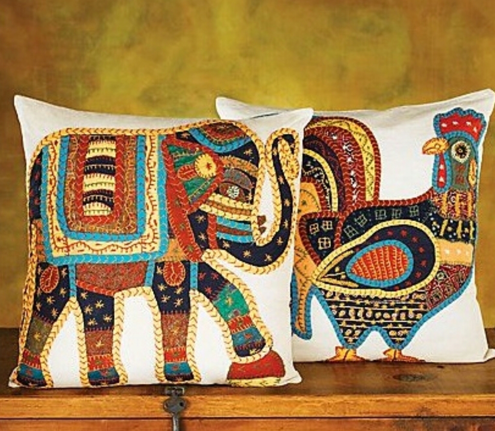 Golden Boarder Indian Pillow Design