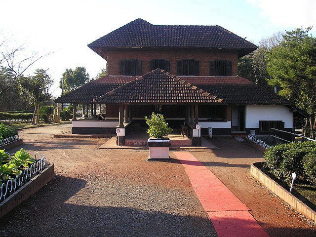 Kerala Style House Entrance Design