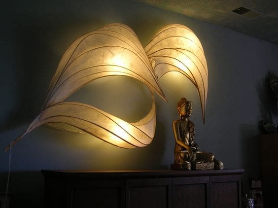 Fluid and unconventional Design of Light Fixtures