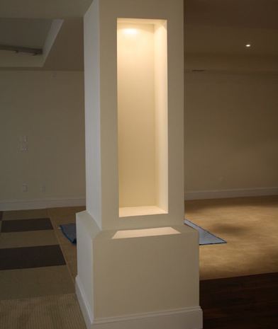 art display column