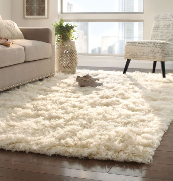 Woolen Rugs - Soft and textured