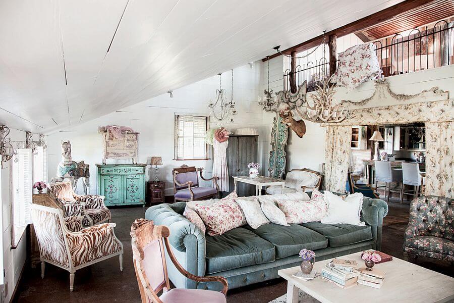 Shabby Chic Interior Design Look of a Living Room