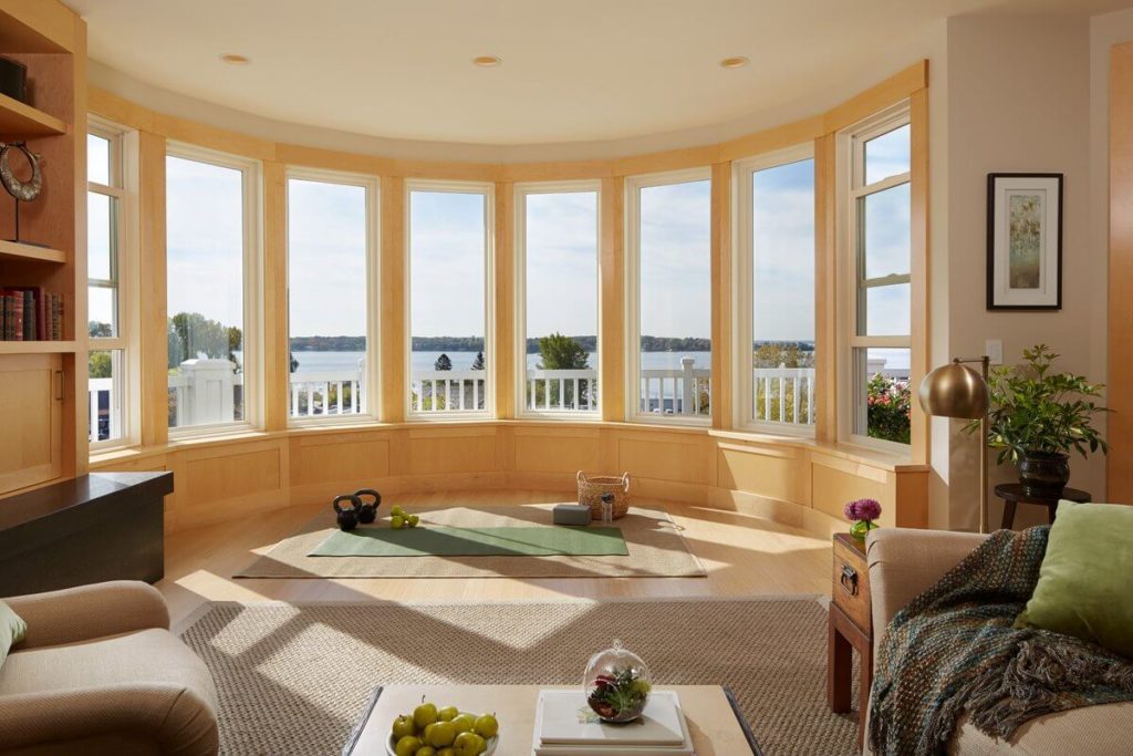 Round shaped room with round windows